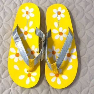 Hanna Andersson girls flip-flops size 2
